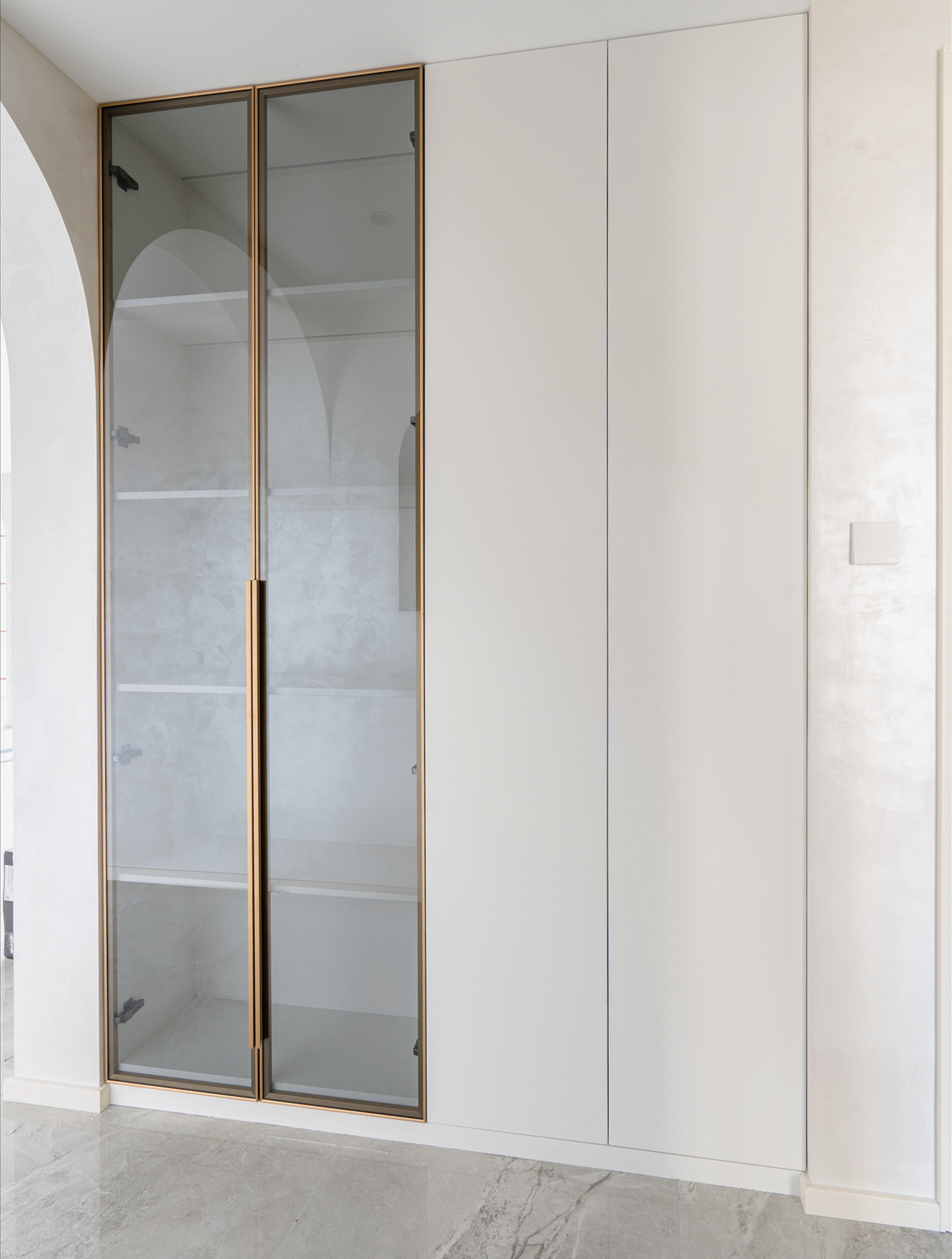 仅凭过道这点面积,我又得到一处新收纳,谁来我家都要指着这里夸