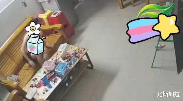 ?妻子催促丈夫洗澡,丈夫躺沙发装聋作哑,妻子怒了:生蚝喂狗了