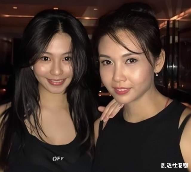 |邱淑贞女儿晒照大秀丰满身材！已低调改名，被曝将在韩国出道