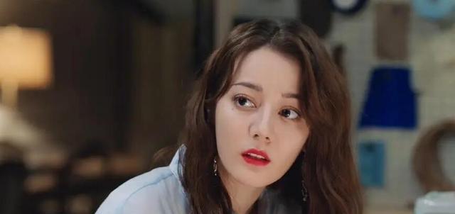 迪丽热巴|迪丽热巴携新剧来袭，男主是70后实力老将，看阵容热剧没跑了