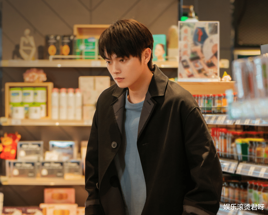 杨幂|杨幂《爱的二八定律》定档！冲着许凯想追剧，却被男二号意外到了