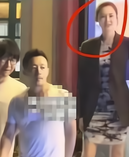 汪小菲|汪小菲与张颖颖路边互相热拥，深夜同返公寓，两人曾多次否认恋情