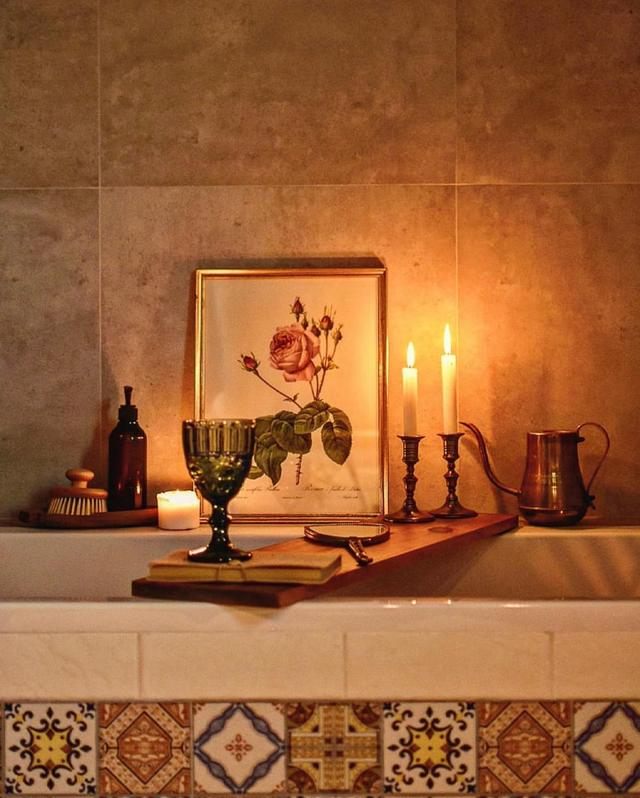 波兰女主晒出自己的家:复古+暗黑,普通家具搭配出高颜值,美爆