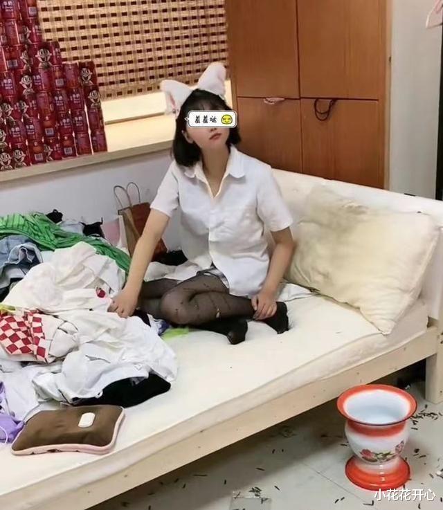 宁德|一位女主播，直播时打扮得漂漂亮亮，结果房间里却堆满了垃圾