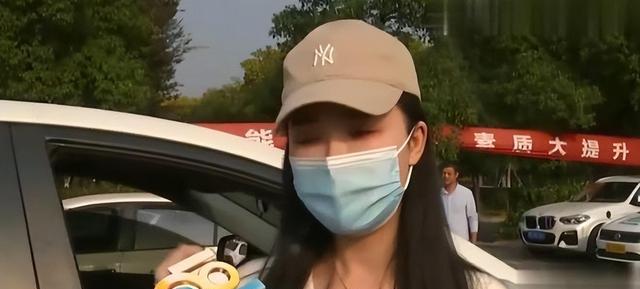 纪实:女子长得太漂亮,驾考时遭安全员骚扰,多次拒绝考试得0分