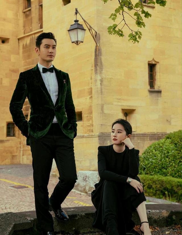 刘亦菲|黄晓明对刘亦菲说:“穿裙子还跷二郎腿,这样不好”