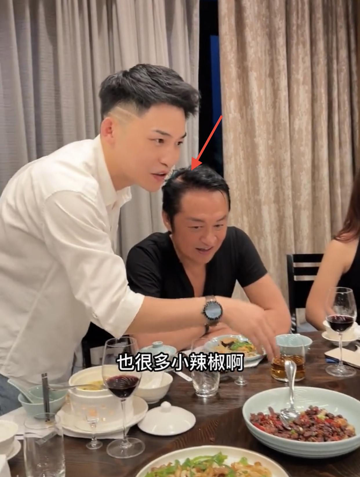 马景涛|60岁知名台星现身湖南捞金！自降身价与网红同桌，吃湘菜辣到面红