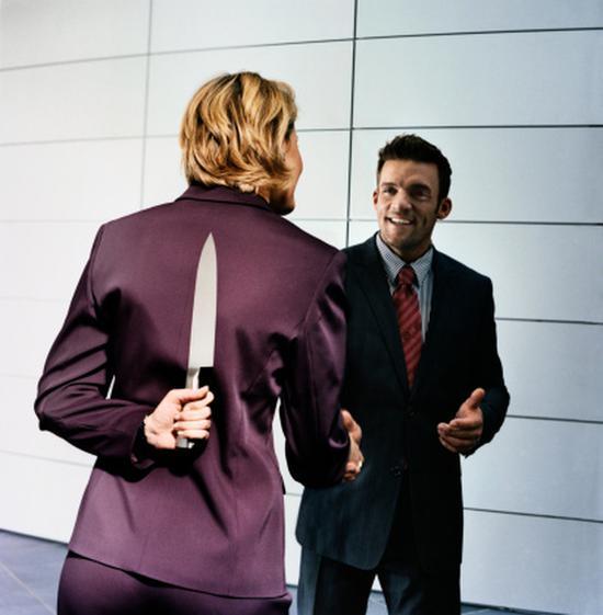 怎么样的办公室风水防小人？|办公室咋样防小人？