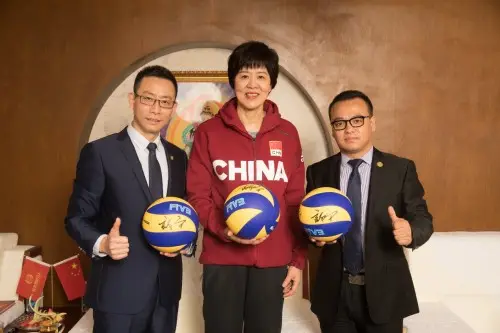 郎平|祝贺62岁郎平赴任！最新职务揭晓，中国女排球迷欢呼雀跃