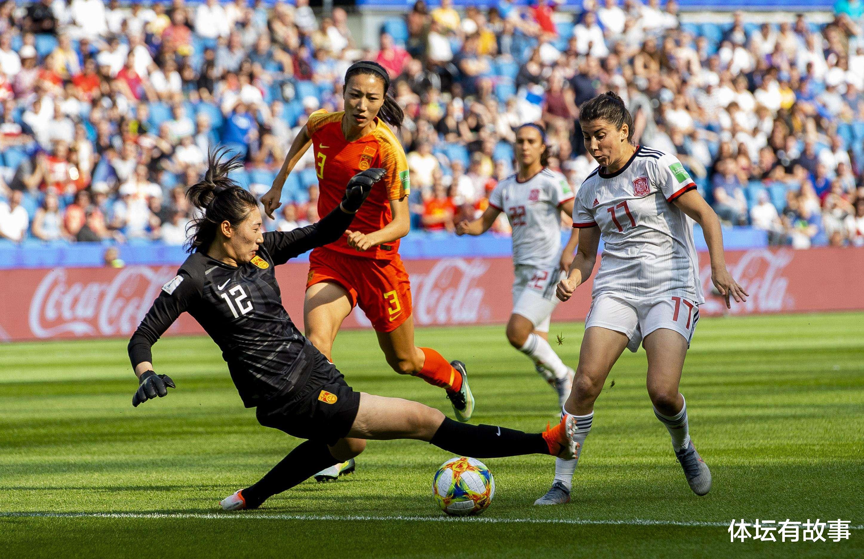 张镇麟|7-0！西班牙女足爆发，2分钟连入2球打蒙亚洲冠军，中国女足已不是对手？