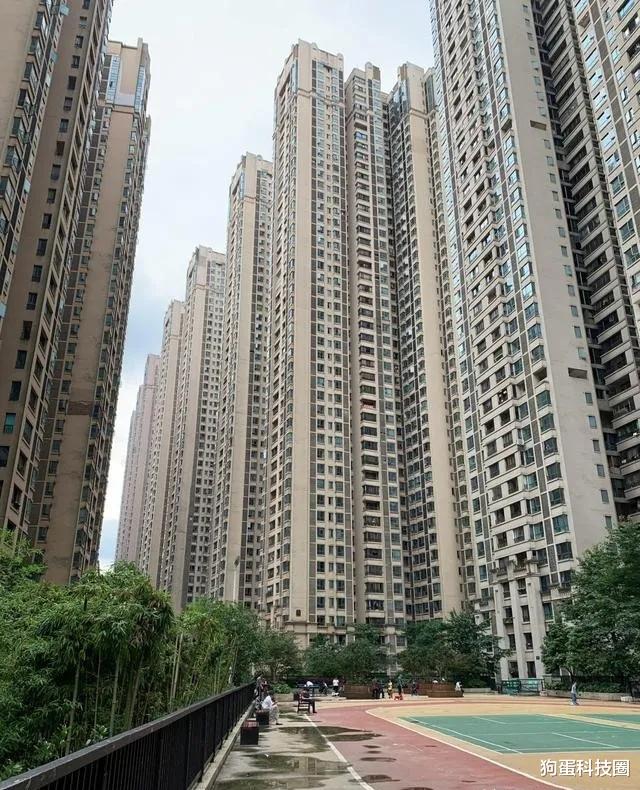 青岛市|亏惨!8年亏掉700万,重庆某豪宅业主挣扎8年,快绝望了