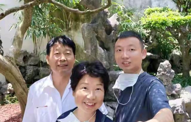 带货|许粉爆威威不认许妈，两人有不可和解的矛盾，宽哥三等功是因救火