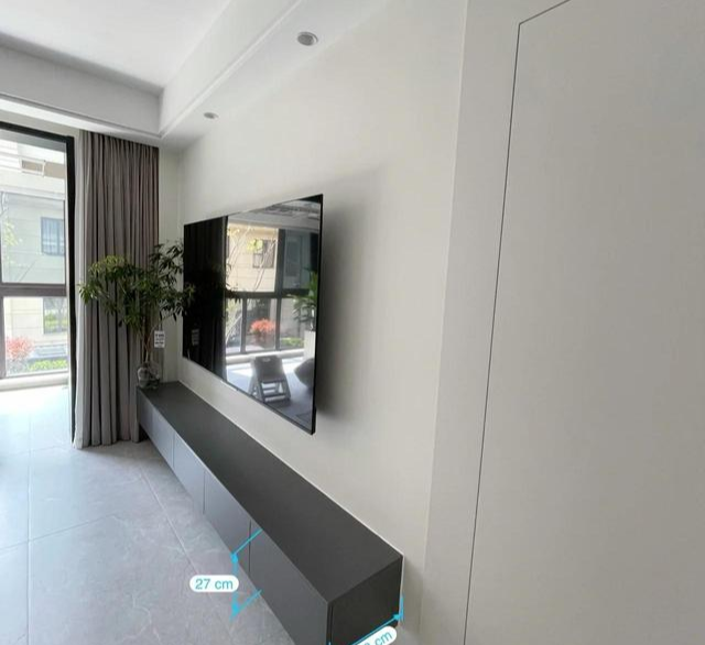 客厅没做电视背景墙，有4种补救方法，找到合适的就能改造了