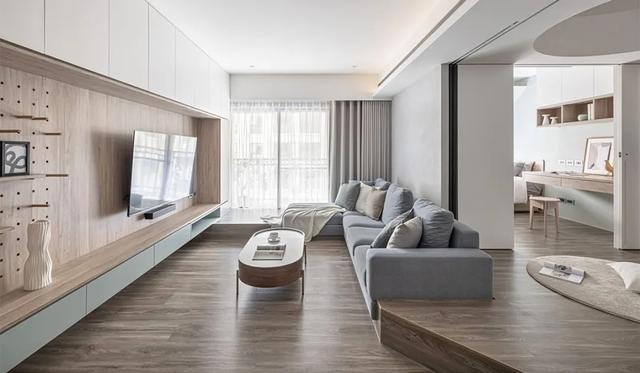 在客厅做L型地台和大柜子有多爽?看完她家,我实名羡慕了