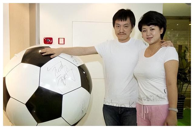 雪村|俞晴：雪村的妻子，因为身材太过于丰满被称为中国的梦露