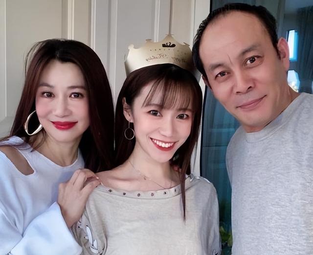 张思乐|要演技没演技，要长相没长相、这4位就差把“关系户”写在脸上了