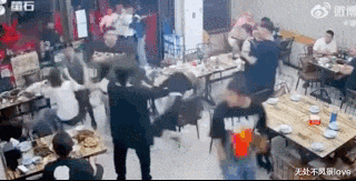 唐山事件中被打的女生,情况不止不太好……