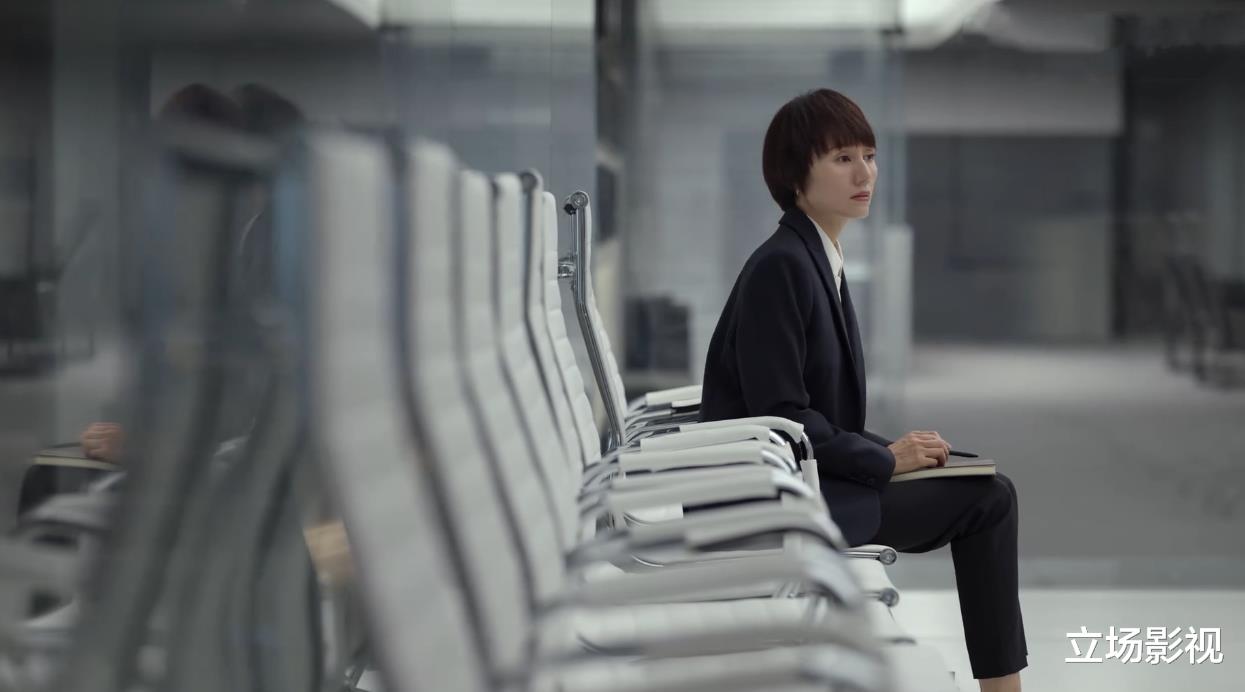 玫瑰之战|看了4集央视《玫瑰之战》后,我连发感叹,国产剧都这样拍,何愁没观众!