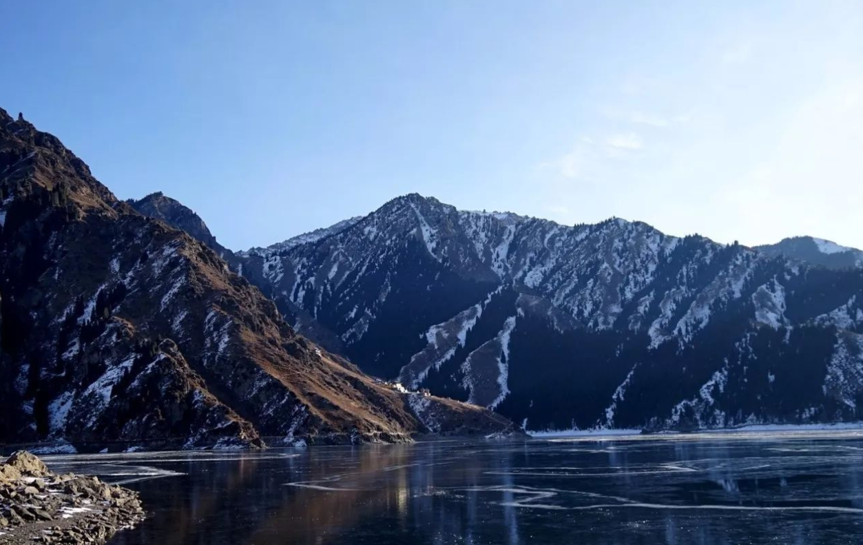 天山天池|天山天池，一个去了不会后悔的地方，你去过吗？