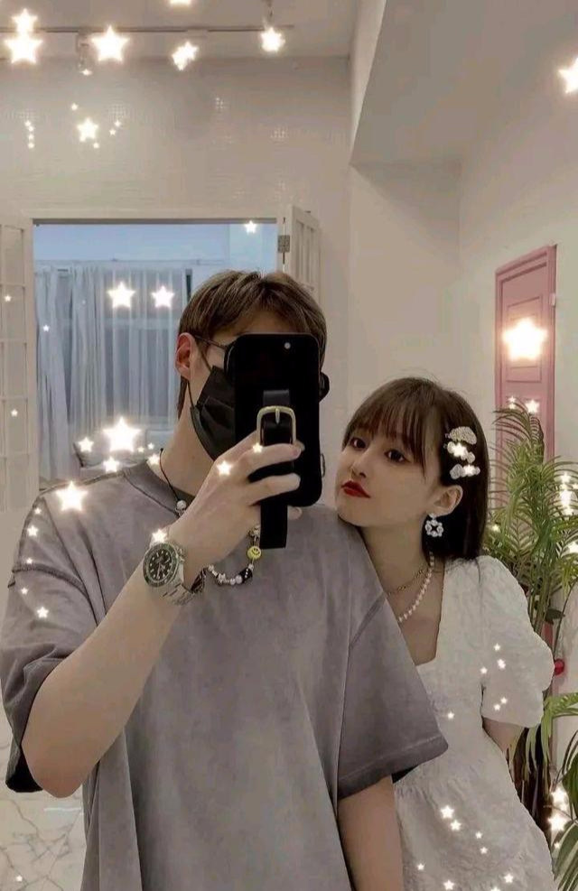 赵本山|赵本山生闷气,女儿嘲笑男朋友天天化妆,有什么办法呢?