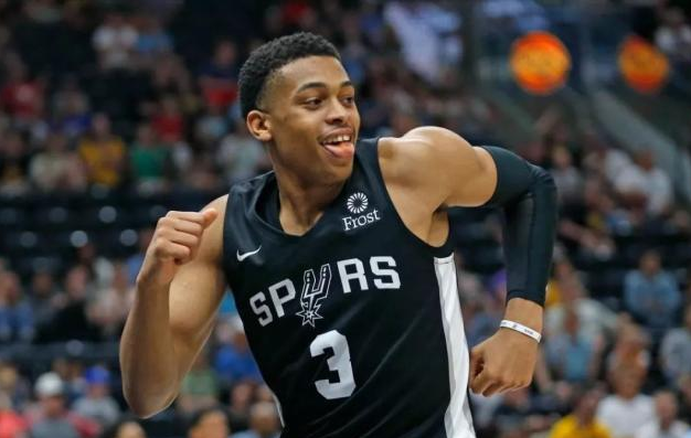 正式宣布!2队2人交易签约完成,威少达成解雇协议