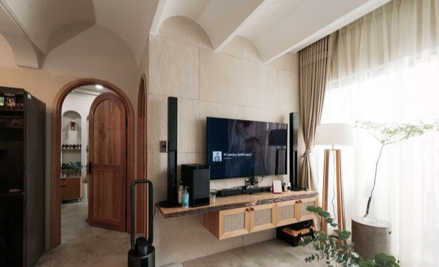 64㎡公寓，拱形吊顶，餐厅打造阅读区，独居也能如此有仪式感