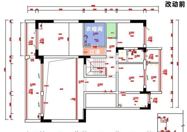 “小黑屋”衣帽间，连拆3堵墙装玻璃砖，完工变大，至少亮了2倍！