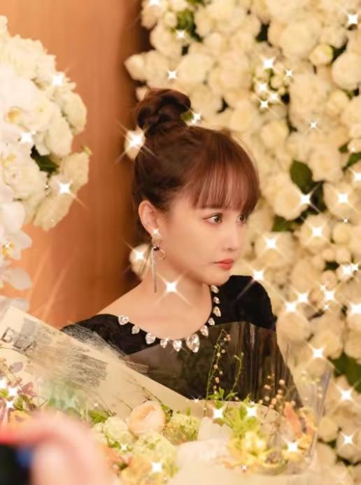 赵本山|赵本山生闷气,女儿嘲笑男朋友天天化妆,有什么办法呢?