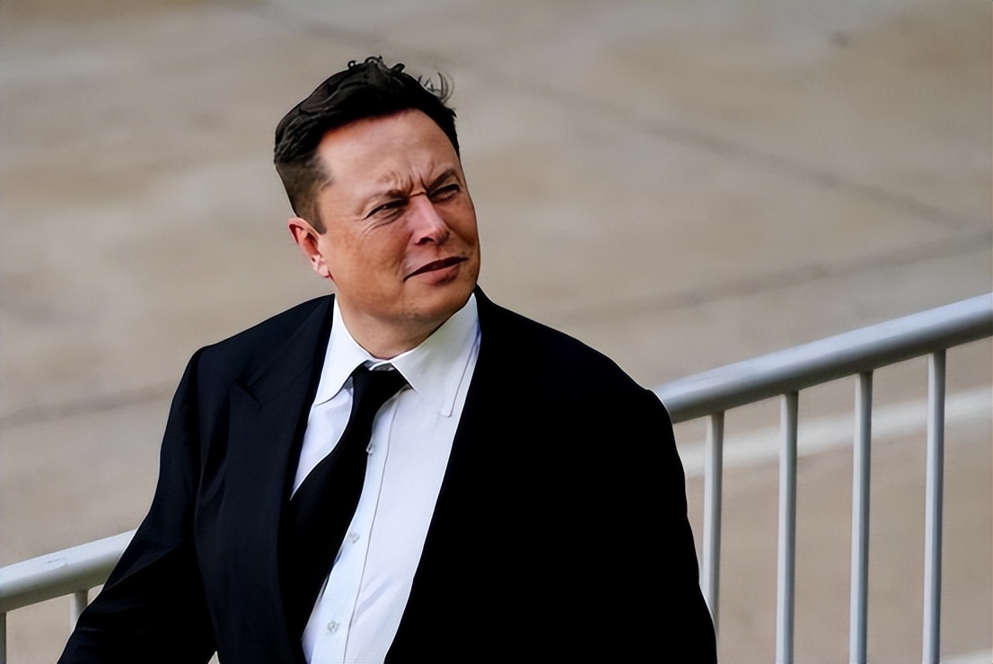 穿衣搭配|马斯克亲口透露：中国人力总监帮我节省100亿，却是克扣员工福利