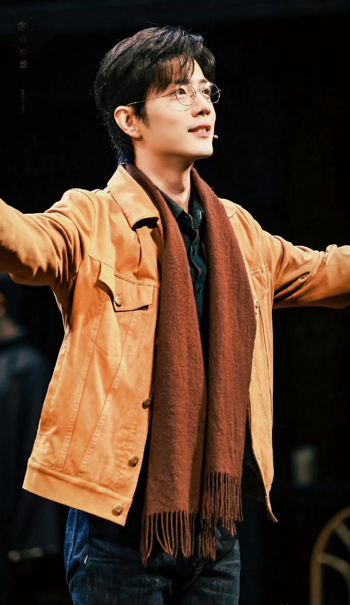 肖战|肖战轮番“站岗”,《庆余年2》真豁得出去