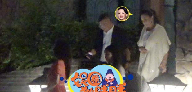 大小S被爆料吸毒后张兰火速开播带货与商界女大佬们夜晚聚餐