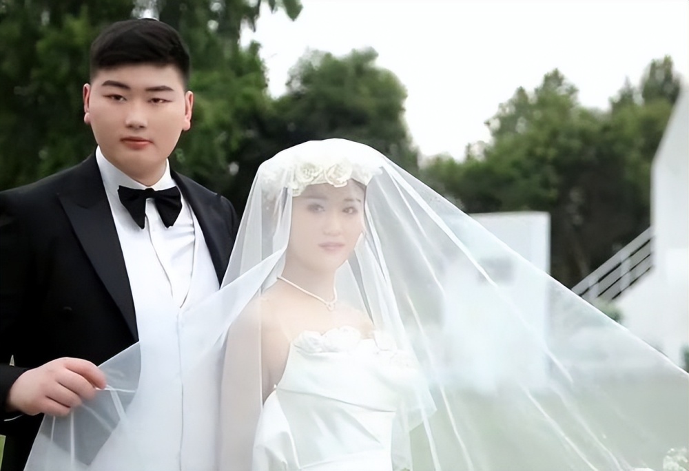 朱之文|网传大衣哥儿子遭新婚妻子陈萌嫌弃，理由与陈亚男如出一辙！