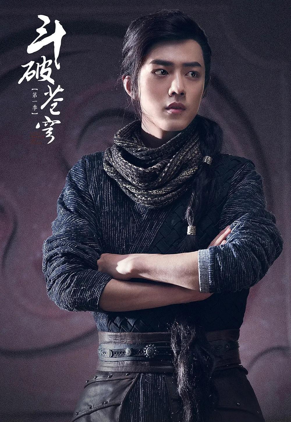 肖战|肖战轮番“站岗”,《庆余年2》真豁得出去