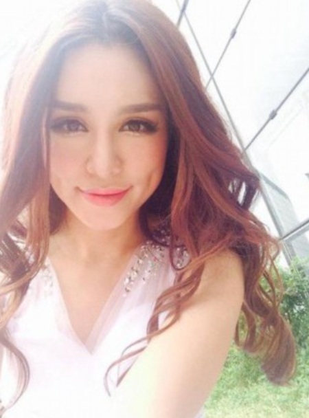 赵子易|“狗保姆”赵子易：7年熬走思聪多任女友，负面不断却独得宠爱