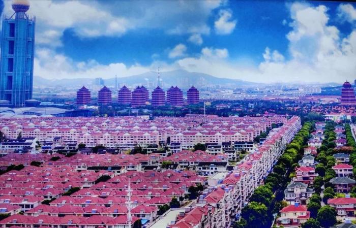 从全村人均奔驰到负债打工,华西村的经历拍成电影都没人敢信。