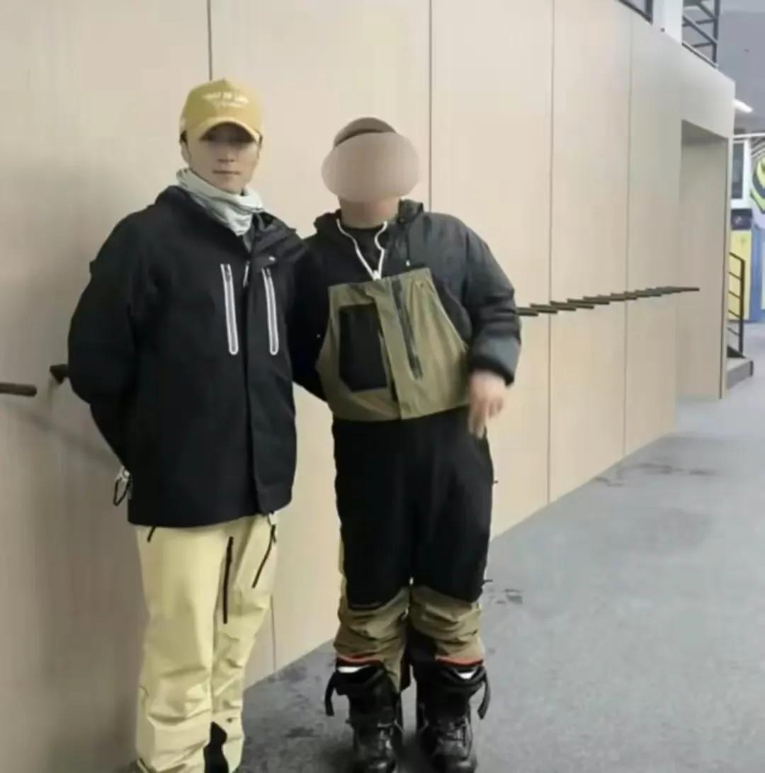 谢霆锋|张柏芝和谢霆锋疑似复合?同游日本,情人节一家五口度过