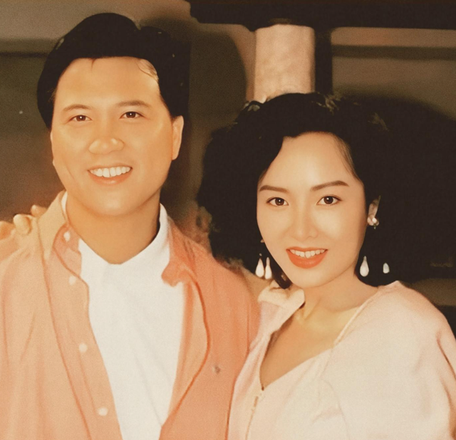 大湾区这一晚，66岁的“港圈大佬”万梓良，活成了一个笑话