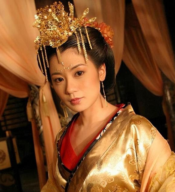 阿娇|身材“配不上”脸的6位女明星：身材“老大难”