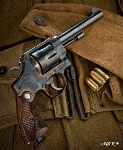 左轮枪的世界