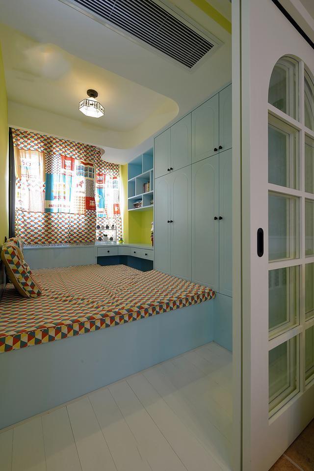 晒晒65㎡新家, 卫生间砌了两堵马赛克矮墙