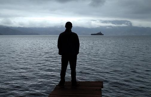 两性课堂: 当男人遇到这三个脆弱时期, 女人该怎么办?