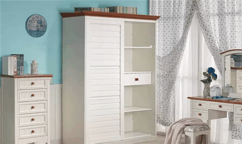 衣柜推拉门效果图 别致的衣柜设计