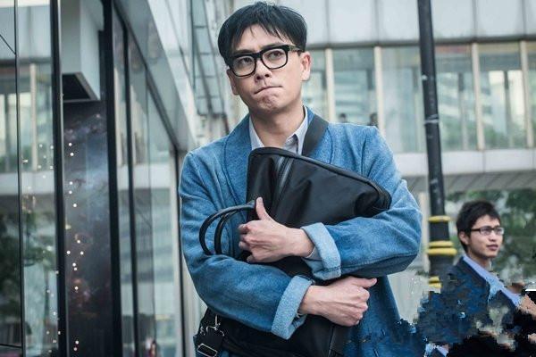 早晚会把你榨干 不到两年的时间,卢大伟就被小慧榨走了不少于一百万