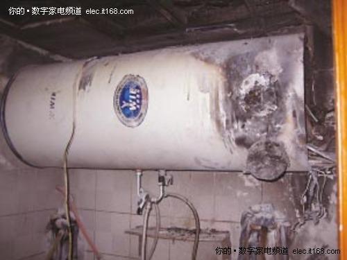 邻居家花了600元就买的名牌烟机, 拆开一看傻眼了, 电机不见了?