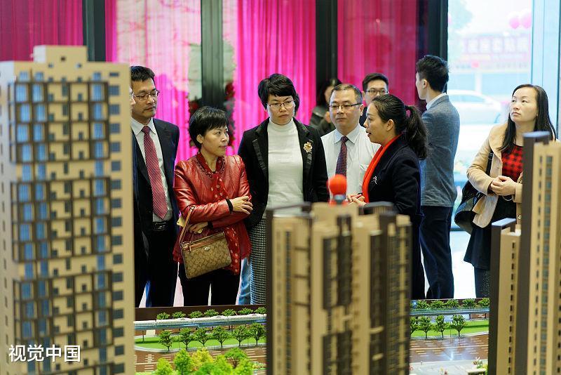 买房靠六个钱包? 调查称49.7%靠自己买房, 超8成预算200万以下