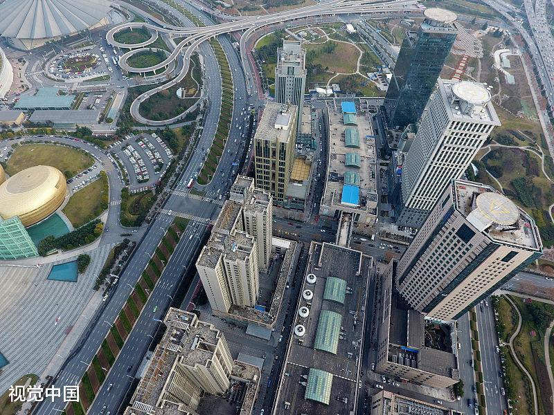 樓市拉響低生育率預警！社科院報告：10年后老年人口達3.4億人