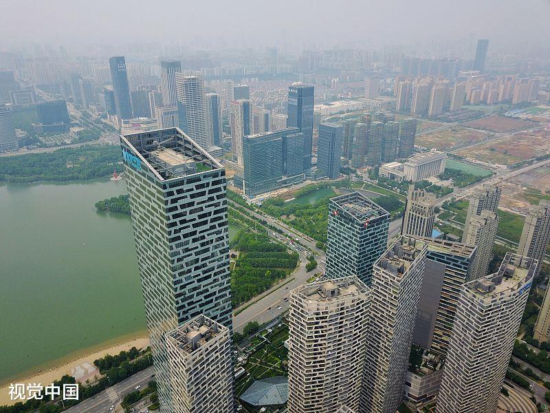 樓市拉響低生育率預警！社科院報告：10年后老年人口達3.4億人