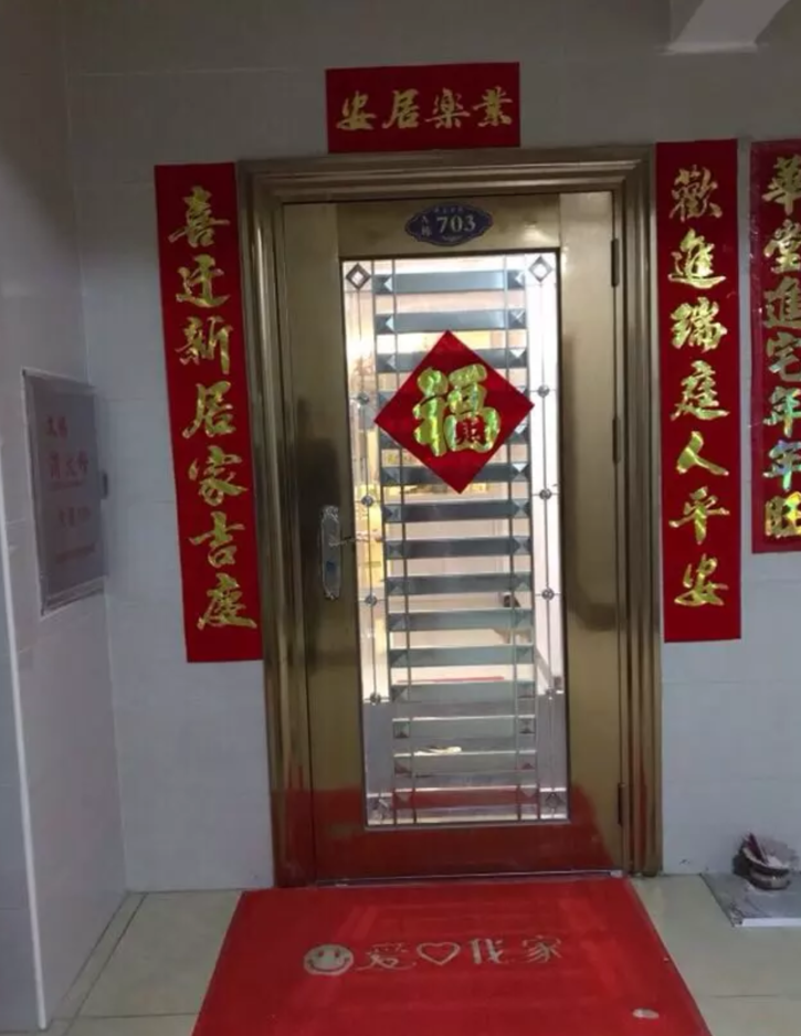 搬家一個月，忍不住曬曬！全屋太漂亮了，電視墻貼瓷磚最明智！