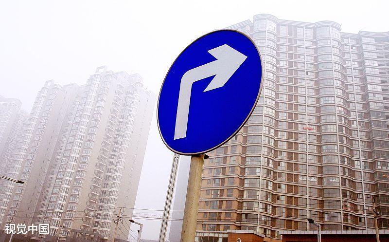 批完高房價批《流浪地球》！人口專家：大劉嚴重低估了低生育率的危害
