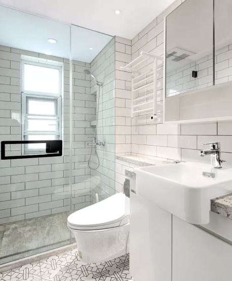 砸掉電視墻，全屋簡約風，他家反而變“豪宅范”！全屋收納更贊